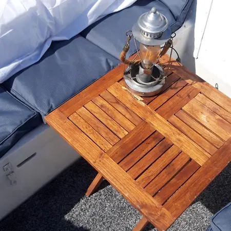 بوتيل Le Nid Sur L'eau سُت